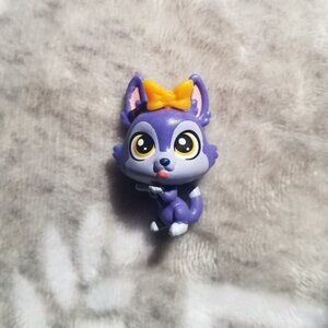 Littlest Pet Shop Carlie McGill Dog #4146 Purple Mini Figure Pet Fest